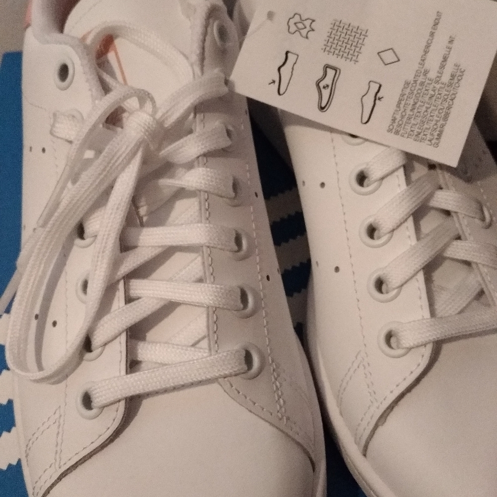 BNIB Stan Smith Script US6 - Picture 3 of 12